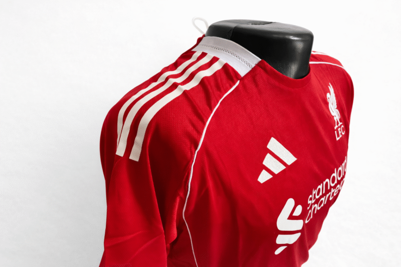 Camiseta Liverpool temporada 2025-2026