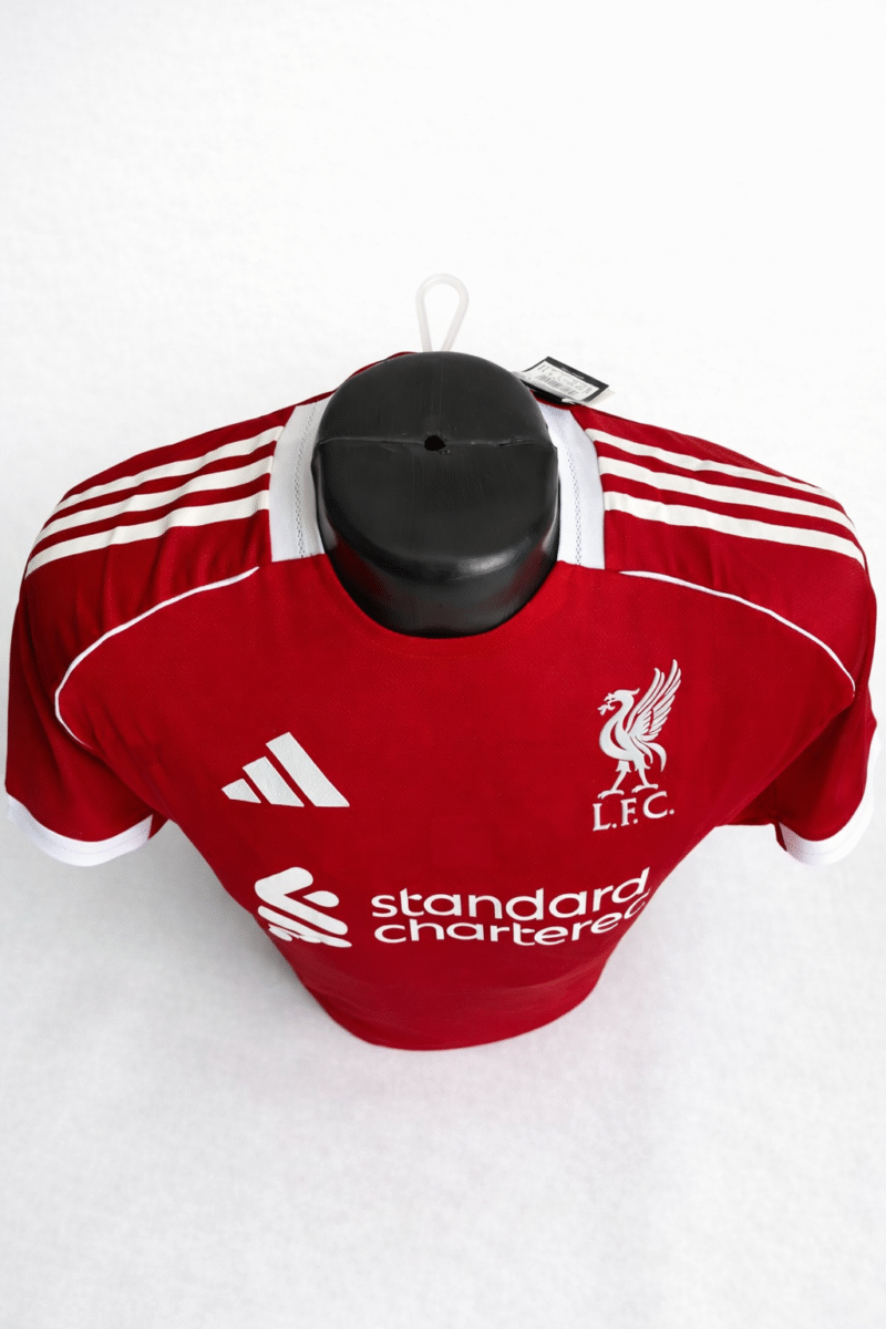 Camiseta Liverpool temporada 2025-2026
